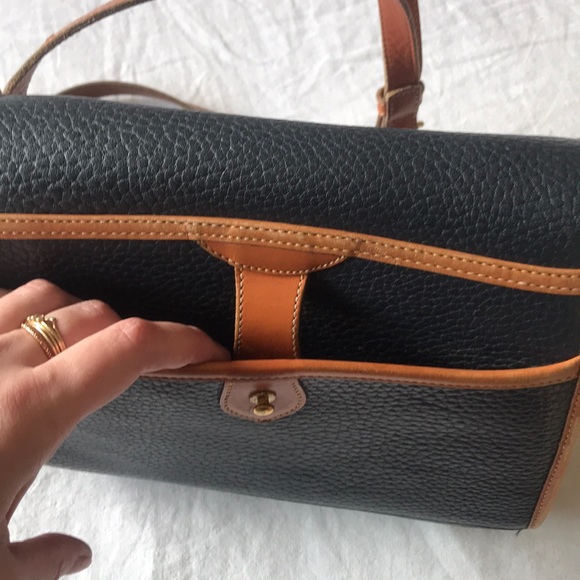 Vintage Dooney and Bourke Navy Leather Crossbody - Picture 8 of 8